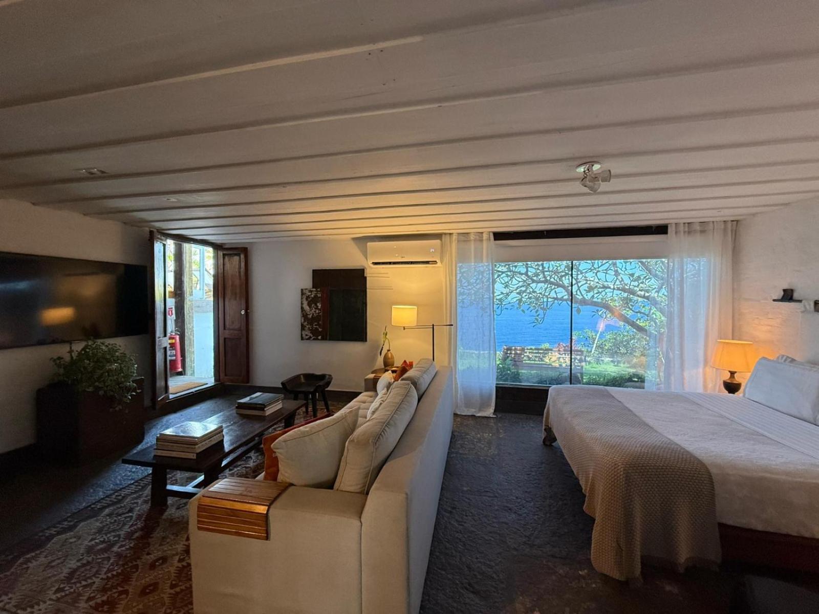 Queen Suite Sea View